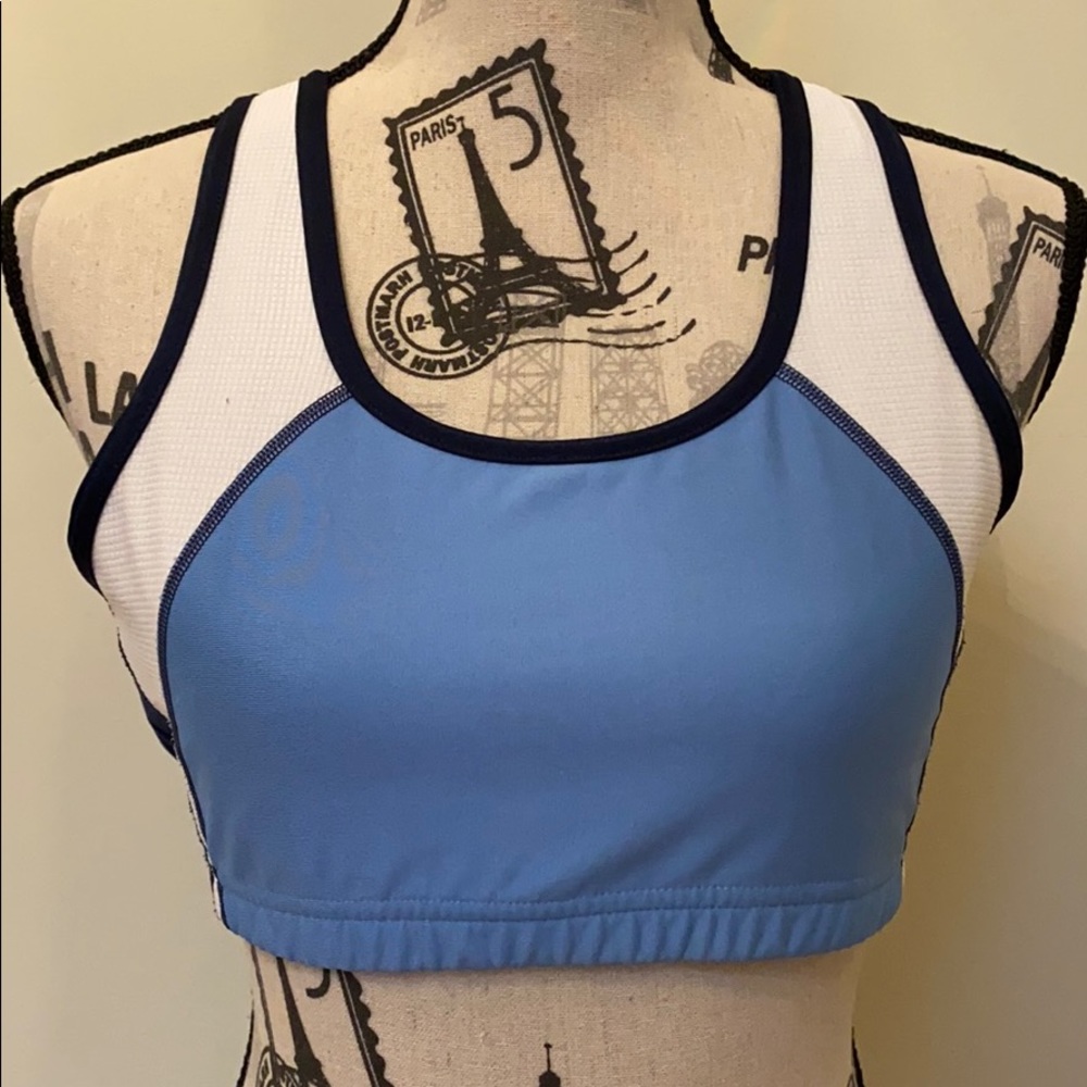 Workout Top - Picture 2 of 5